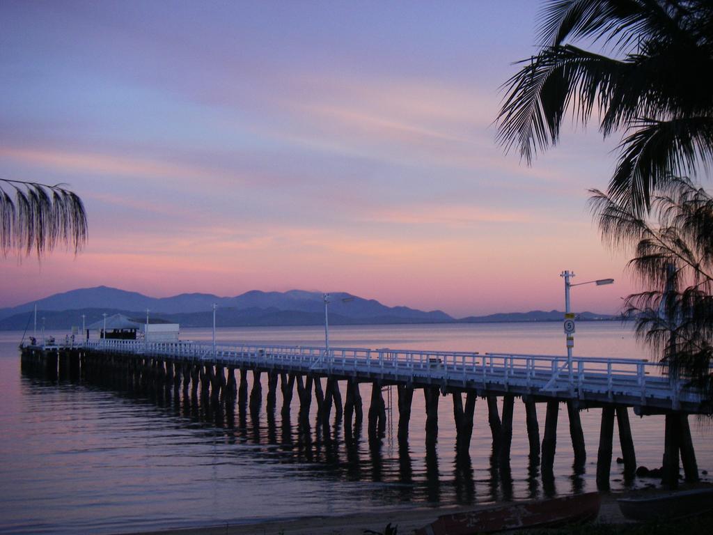 Tropical Palms Resort & 4Wd Hire Picnic Bay Extérieur photo
